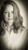 Calgary, Alberta therapist: Shannon Loewen, psychologist