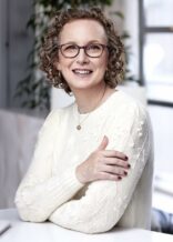  therapist: Nancy Burns, 