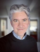  therapist: Dr. Sam Macy, 