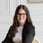 Hamilton, Ontario therapist: Arianna Velocci, registered psychotherapist