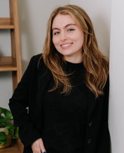  therapist: Gal Zohar, 