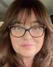  therapist: Lauren Daniels, 