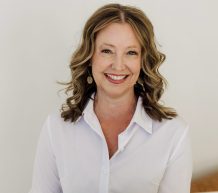  therapist: Dr. Shelley Sommerfeldt, 