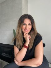  therapist: Taslim Jaffer-Murji, 