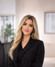  therapist: Claudia Rivero, 