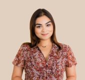 Toronto, Ontario therapist: Magdhi Shah, registered psychotherapist