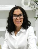 Hamilton, Ontario therapist: Vanessa Gear, registered psychotherapist