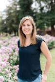 Portland, Oregon therapist: Mary Mayfield, licensed clinical social worker