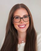 Hamilton, Ontario therapist: Amelia Traer, registered psychotherapist
