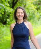 Shakopee, Minnesota therapist: Gayle MacBride, psychologist