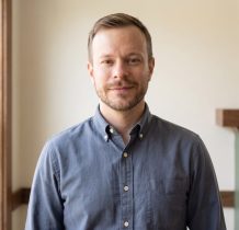  therapist: Dr. Adam Sattler, 