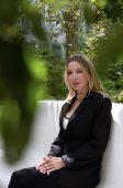New York City, New York therapist: Dr. Stéphanie Gamache, PhD, hypnotherapist