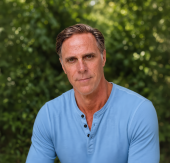 Los Angeles, California therapist: Tommy's Subconscious Mind Clearing & Reprograming Sessions are Easy, Convenient & highly Effective - Private Virtual Sessions - both Phone & Online Sessions available * 12pm to 10pm / Mon-Sun, hypnotherapist